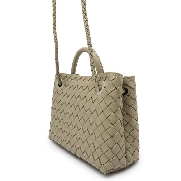 Bottega Veneta Intrecciato Andiamo Lambskin Handbag Bag - Picture 2 of 11